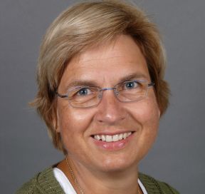 Bettina Autenrieth ist Therapeutin von Rechenschwäche in Stuttgart Vaihingen